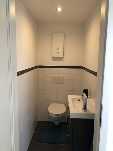Charmantes Mehrfamilienhaus mit 3 Wohneinheiten in Konz – OG/EG WC
