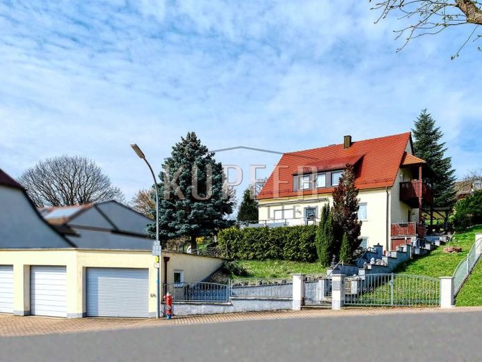 Sofort frei: Zweifamilienhaus mit Fernblick in Spitzenlage! – फोटो 1
