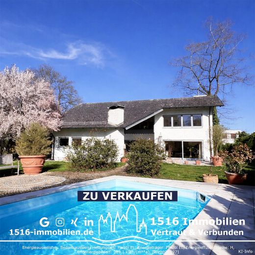 Außen mit Pool