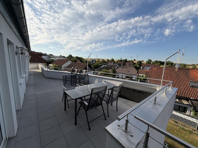 Penthouse-Feeling: 123 m² Design-Refugium aus 2 Einheiten mit XXL-Südterrasse (Provisionsfrei) – Foto 21