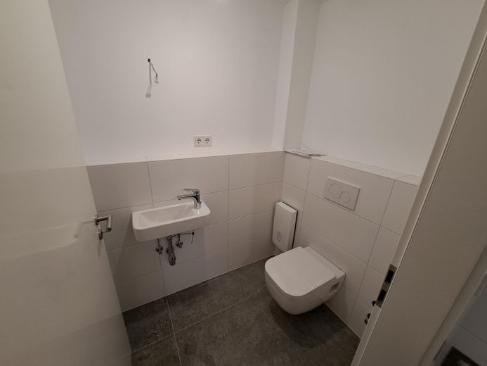 Moderno appartamento mansardato con 2 locali in centro – WC