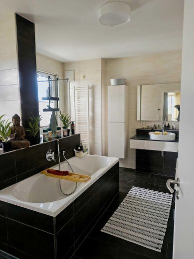 **Traumhafte Penthouse-Wohnung * Exklusiv, außergewöhnlich, hochwertig** – 18Bad