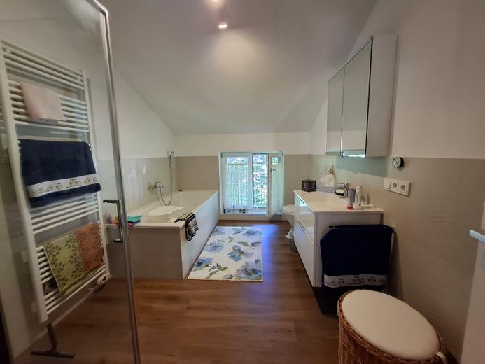 Masterbad mit Badewanne