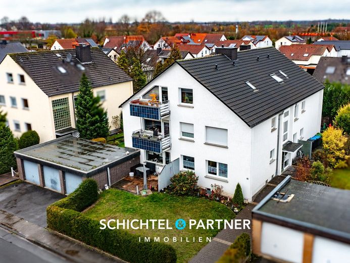 Soest | Atractiva casa plurifamiliar con seis viviendas y tres garajes – S&amp;P | Titelbild