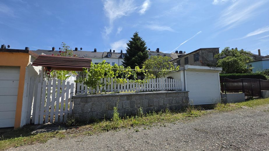 Casa a schiera modernizzata con fascino d’epoca e appartamento indipendente – Foto 33
