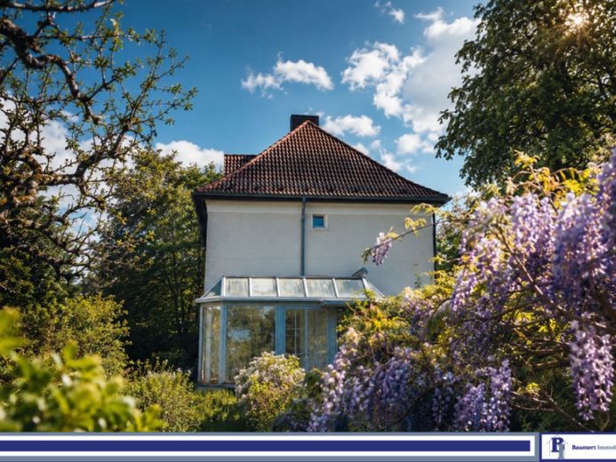 Casa bifamiliare con ampio giardino in posizione tranquilla a Niederschönhausen – Foto 1