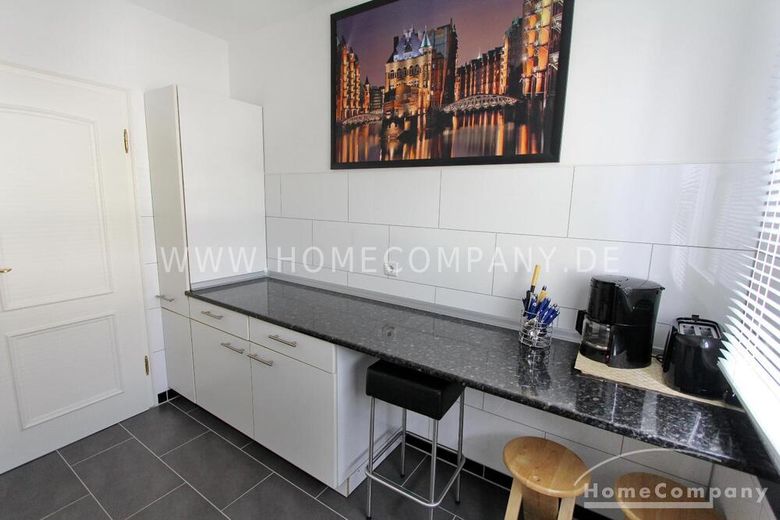 Moderne geschmackvolle mit Balkon, in Plittersdorf/ Villenlage! – 75585bb4b2b6bb7a49f2f92b988c1524d002be85.jpg