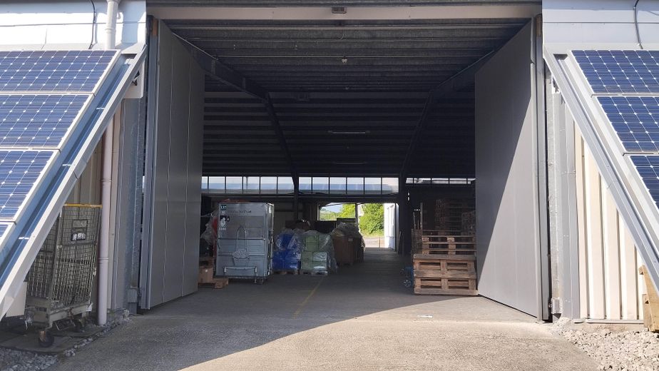 Capannone di stoccaggio e produzione di 1000m² nella zona industriale, 2,75 €/m² vicino a Saarbrücken (uffici opzionali) – Torbereich