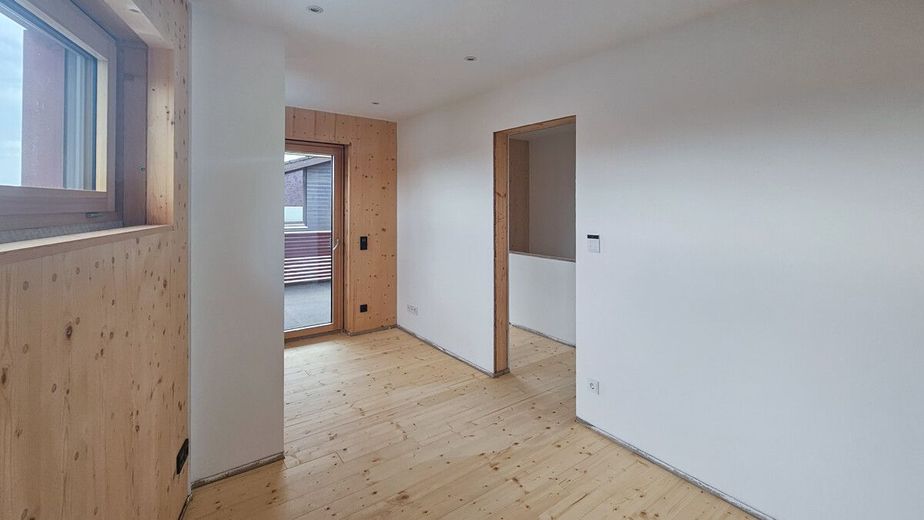 Stadtvilla mit kleinem Garten - Neubau Massivholzhaus am Waldrand mit 180m² Wohnfläche – Hochwertig bis ins Detail