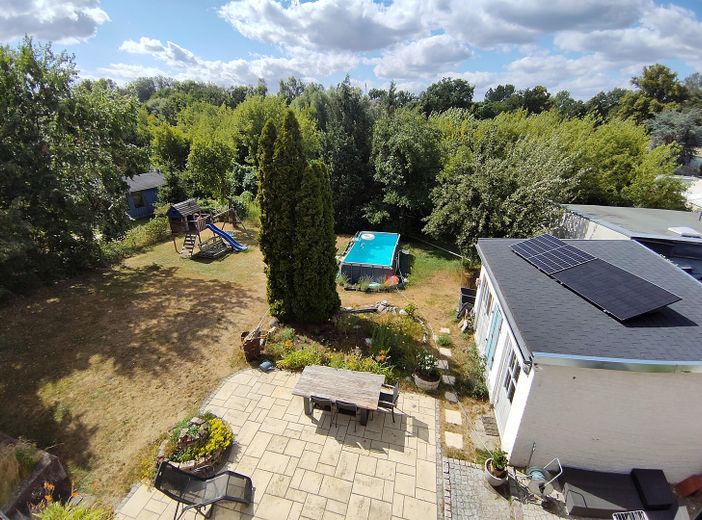 PROVISIONSFREIES JUWEL - Sanierte Altbauvilla mit großem Garten – Gartenblick aus dem OG