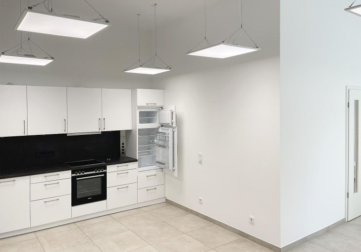 Modernes Loft mit 3,40 m Raumhöhe – Wohnen & Arbeiten in Top-Lage Pasing-Obermenzing – Einbauküche