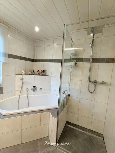 Leben...Wohnen...Genießen. Ruhig, grün und zentral -  Exklusive Gartenwohnung, die begeistert – Foto 25