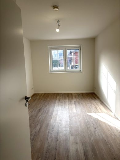 Vom Eigentümer Neubau ohne Courtage 3 Zimmer 87,7qm, Terrasse, Gartenteil + Nutzfläche, Brackel – Schlafzimmer