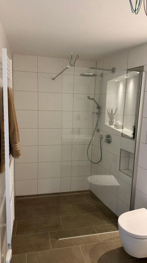 Stilvolle und hochwertige Wohnung in Heideslheim nach Erstbezug – Foto 14