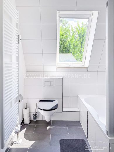 28084 HomeCompany Dresden Möbliert/Furnished 2- Zimmer Apartment mit Balkon in Dresden- Laubegast max. 2 Personen – 5c2e9d4bcef562d8429df185cba69c9ddb978413.jpg
