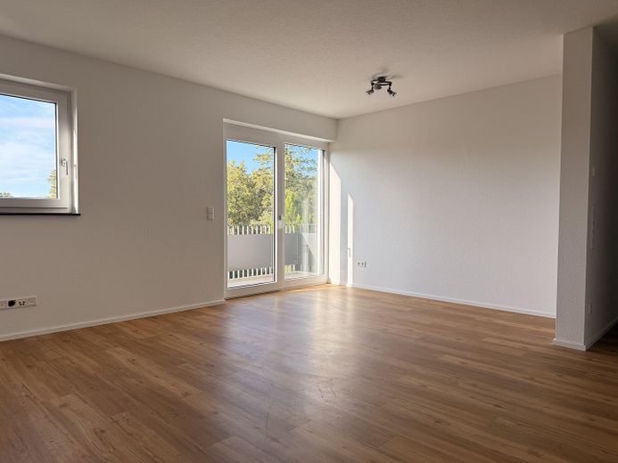 Neuwertige, freizügige Wohnung mit Ausblick *provisionsfrei* - Ab sofort. – Wohnen & Essen