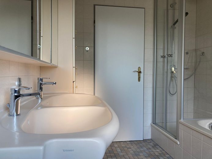 Helle 4-Zimmerwohnung in Lindenberg – Foto 4