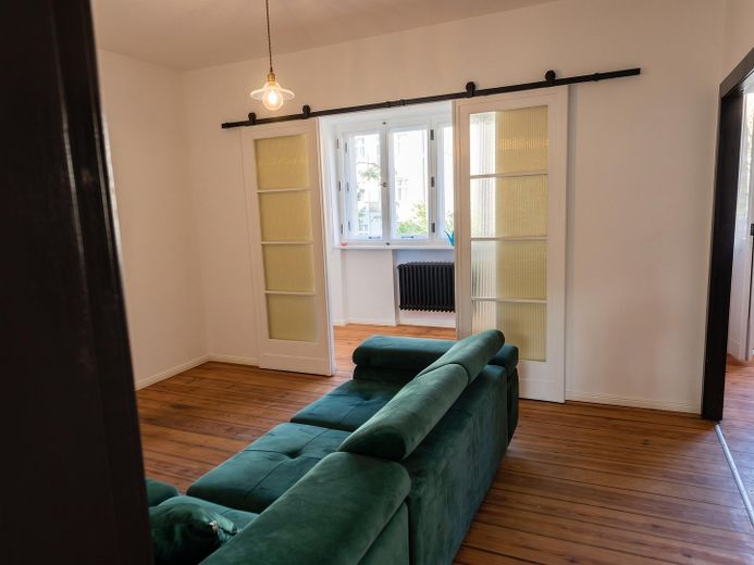 Helle & geräumige Wohnung nahe Schäfersee - Renovierte und Provisionfrei – Wohnzimmer