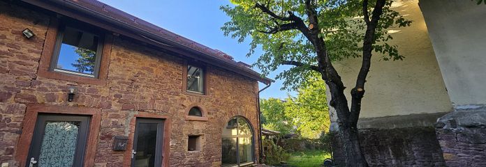 Wohnjuwel in der Altstadt – modernisiertes, loftartiges Apartment (43m²)vollmöbliert +PKW-Stellplatz