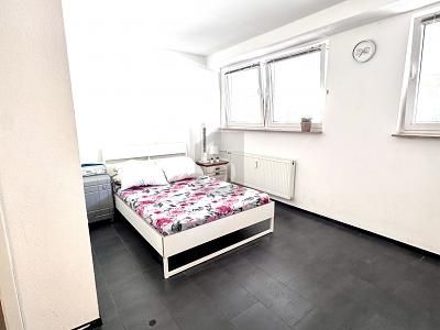 ZENTRAL GELEGENE WOHNUNG IN TRIER – 1746445395_57c232.jpg