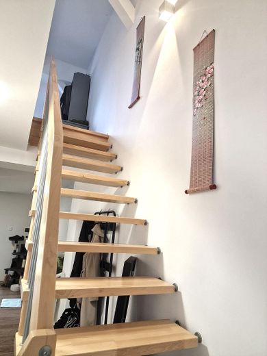 Helle 2-Zimmer-Wohnung mit Einbauküche – verfügbar ab 15.10.2026 – Foto 3