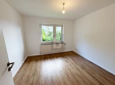 SANIERT, VIEL PLATZ IM BELIEBTEN WOHNQUARTIER – 1790868473_68e4f0.jpg