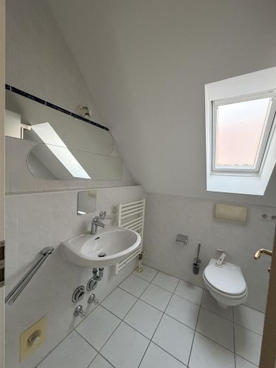 Helle 4-Zimmerwohnung zur Miete in Nymphenburg, München – Küche