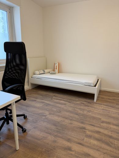 Bell'appartamento condiviso appena ristrutturato a Darmstadt-Mitte, con canone tutto incluso di 675€ per camera – WG-Zimmer 2