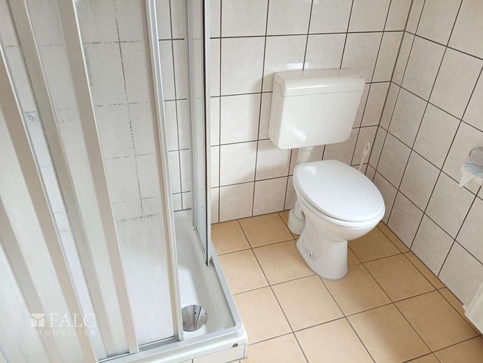 Hotel und Gastroimmobilie mit viel Raum zur individuellen Verwendung – Badezimmer-Beispiel