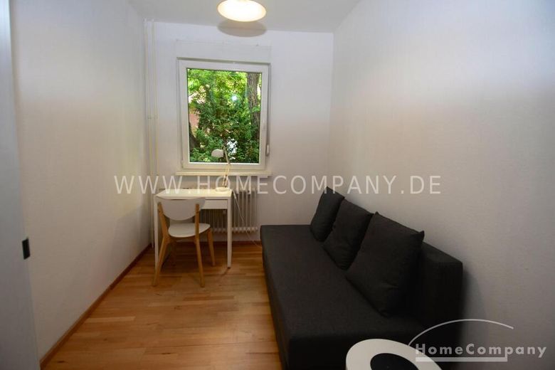 Helle und stilvoll möblierte Wohnung mit großem Balkon und Gartenblick – e2e4ceab013178fc8d7331a7a97c0ae0e7b4c64f.jpg