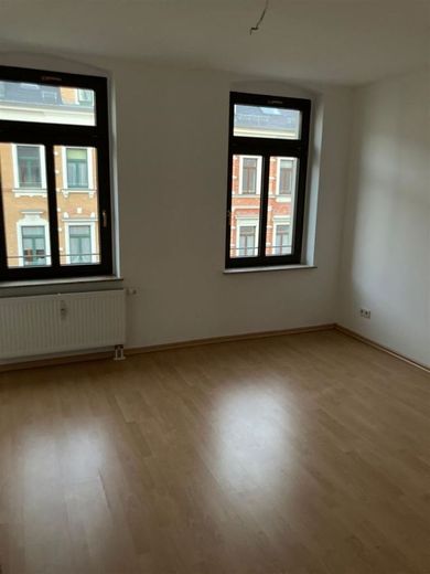 Günstige 2-Zimmer mit Wannenbad und Laminat in guter Lage! – PHOTO-2021-11-09-16-34-47_2