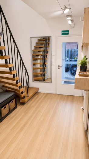 Haus in Bothfeld Nord / Isernhagen (Natur vor der Tür) – EG Flur mit Sicht zum Vorflur