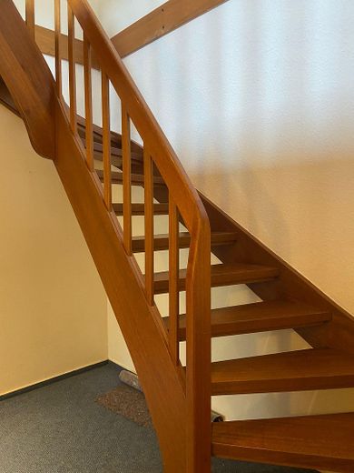 Haus 1/Treppe zum 2.Stock