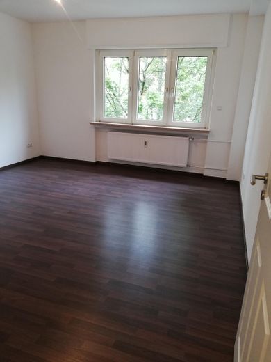 Gemütliche Wohnung mit Balkon in Zentrumslage (Nähe "FORUM Hanau") – Foto 2