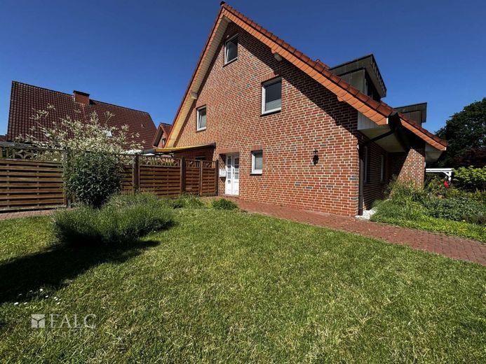 Appelhülsen - 5 Zimmer Doppelhaushälfte mit Garten und Carport – Außenansicht