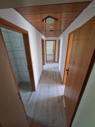 4-Zimmer-Wohnung mit Balkon in Großkrotzenburg – ab sofort verfügbar – फोटो 3