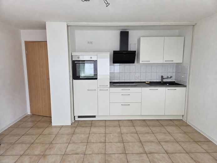 Contwig 2 Zimmer inkl. Küchenzeile und Badezimmer – Foto 1