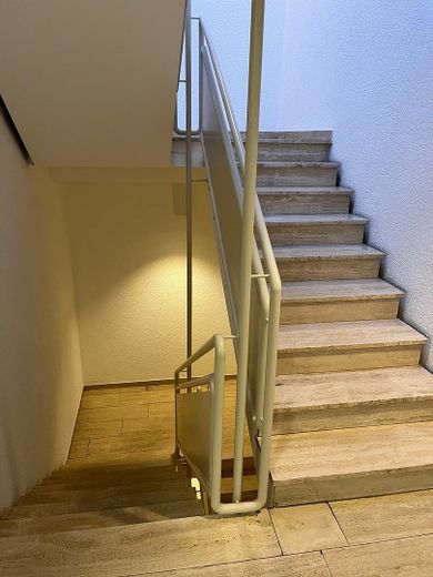 Wilhelmstraße üzerinde, Kurhaus yakınında, en iyi merkezi konumda temsili ofis, muayenehane veya daire – Treppenhaus