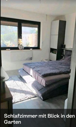 SZ Blick in den Garten