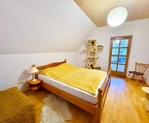 Abitare e progetto del cuore💛 sotto lo stesso tetto - Senza provvigione – Schlafzimmer OG