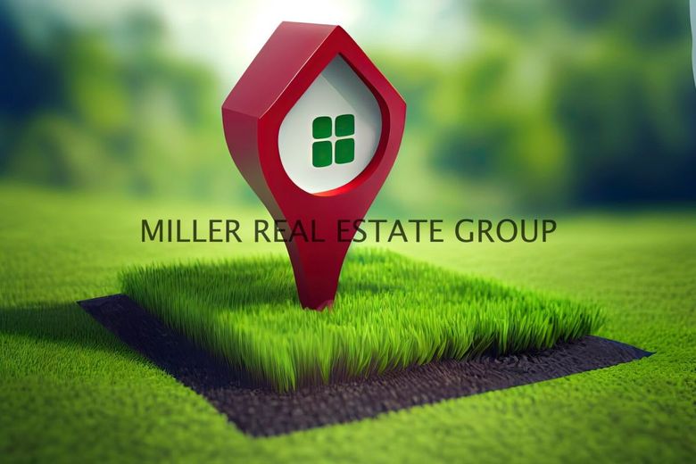 BAUGRUNDSTÜCK MIT GENEHMIGTER PLANUNG FÜR MODERNE DOPPELHAUSHÄLFTE - RUHELAGE IN LENTING BEI INGOLSTADT! – Miller Real Estate Group