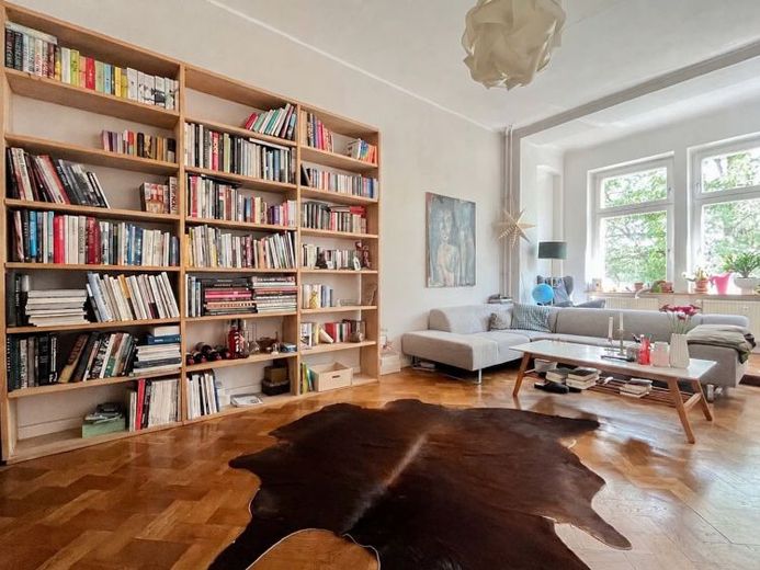 Wird bezugsfrei: 3-Zimmer-Altbauwohnung mit Balkon in gefragter Lage von Berlin-Prenzlauer Berg – Foto 1