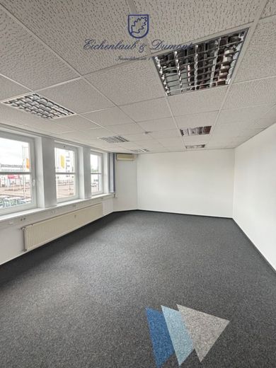 Moderne Bürofläche im Gewerbegebiet Saarlouis-Röderberg – Büro