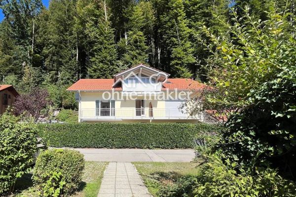 Neuwertige, sonnige 3-Zimmer Wohnung