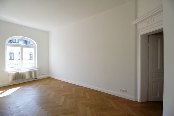 Appartement modernisé de 3 pièces avec cuisine équipée de luxe à louer
