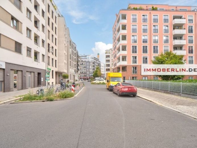 IMMOBERLIN.DE - Posizione di prestigio in città! Eccellente appartamento con loggia esposta a sud – Foto 1