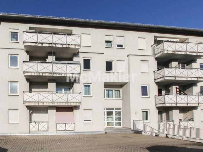 Ansprechender Zustand: 1,5-Zi.-Erdgeschosswhg. in Esslingen am Neckar – Foto 1