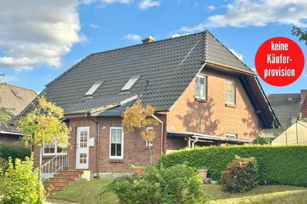 HORN IMMOBILIEN ++ großes Einfamilienhaus in Groß Nemerow bei Neubrandenburg