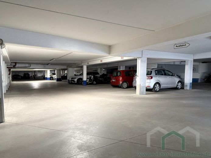 ** Ground-level underground parking space in Werder (Havel) for rent ** – Foto 1