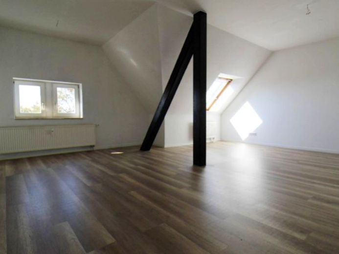 gemütliche 3-Zimmer im Dachgeschoß – Foto 1
